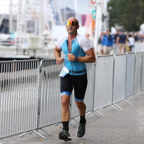 16.08.2026 - KN Förde Triathlon 2026 Antke Förster http://msf.ph/oto/10005729 16.08.2026 11:58:04 Laufen  meine-sportfotos.de