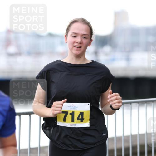16.08.2026 - KN Förde Triathlon 2026 Antke Förster http://msf.ph/oto/10005734 16.08.2026 13:42:43 Laufen 2026, 714 meine-sportfotos.de