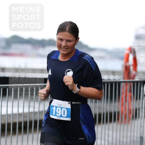 16.08.2026 - KN Förde Triathlon 2026 Antke Förster http://msf.ph/oto/10005736 16.08.2026 10:18:23 Laufen 190 meine-sportfotos.de