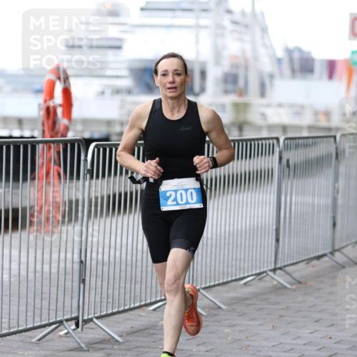 16.08.2026 - KN Förde Triathlon 2026 Antke Förster http://msf.ph/oto/10005768 16.08.2026 10:18:31 Laufen 200 meine-sportfotos.de