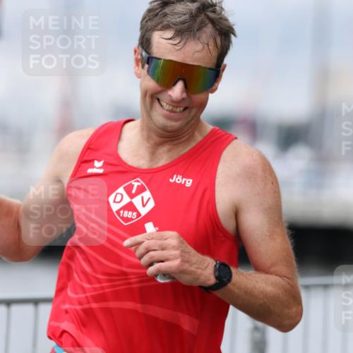 16.08.2026 - KN Förde Triathlon 2026 Antke Förster http://msf.ph/oto/10005777 16.08.2026 11:58:14 Laufen 10, 1885, 2026, 354 meine-sportfotos.de