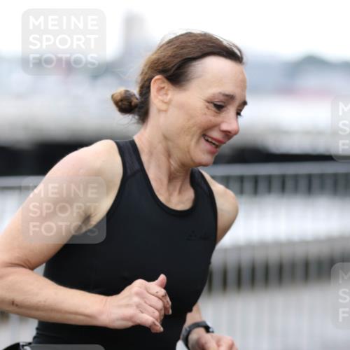 16.08.2026 - KN Förde Triathlon 2026 Antke Förster http://msf.ph/oto/10005784 16.08.2026 10:18:34 Laufen 200 meine-sportfotos.de