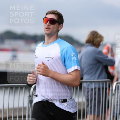 16.08.2026 - KN Förde Triathlon 2026 Antke Förster http://msf.ph/oto/10005805 16.08.2026 11:58:22 Laufen  meine-sportfotos.de