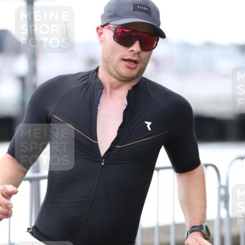 16.08.2026 - KN Förde Triathlon 2026 Antke Förster http://msf.ph/oto/10005818 16.08.2026 13:43:12 Laufen 513, 3 meine-sportfotos.de
