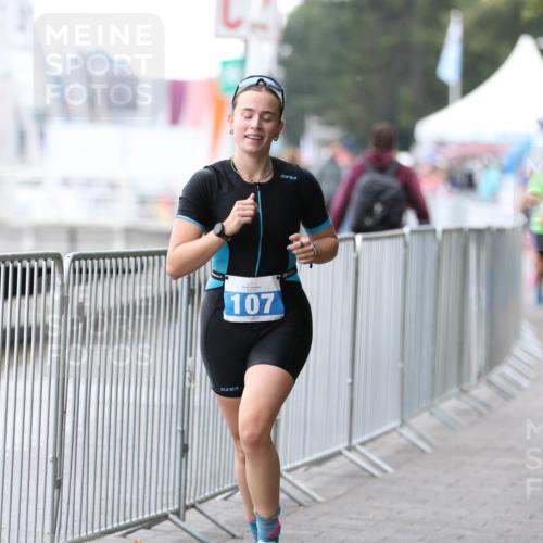 16.08.2026 - KN Förde Triathlon 2026 Antke Förster http://msf.ph/oto/10005852 16.08.2026 10:19:09 Laufen 107, 3 meine-sportfotos.de