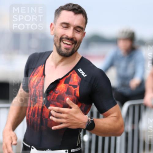 16.08.2026 - KN Förde Triathlon 2026 Antke Förster http://msf.ph/oto/10005857 16.08.2026 11:58:33 Laufen 383, 2 meine-sportfotos.de