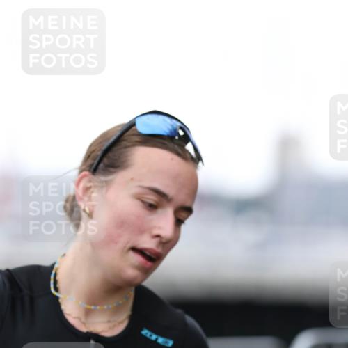 16.08.2026 - KN Förde Triathlon 2026 Antke Förster http://msf.ph/oto/10005872 16.08.2026 10:19:13 Laufen  meine-sportfotos.de