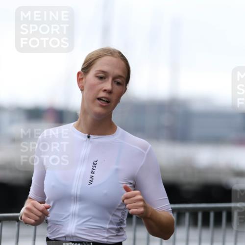 16.08.2026 - KN Förde Triathlon 2026 Antke Förster http://msf.ph/oto/10005908 16.08.2026 10:19:21 Laufen 3, 194 meine-sportfotos.de