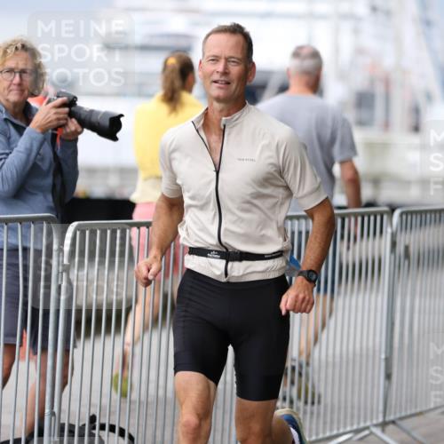 16.08.2026 - KN Förde Triathlon 2026 Antke Förster http://msf.ph/oto/10005917 16.08.2026 11:58:54 Laufen  meine-sportfotos.de