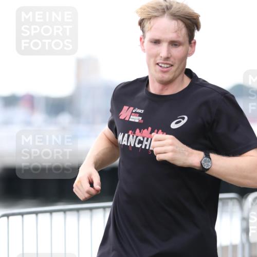 16.08.2026 - KN Förde Triathlon 2026 Antke Förster http://msf.ph/oto/10005954 16.08.2026 13:43:59 Laufen 2019 meine-sportfotos.de