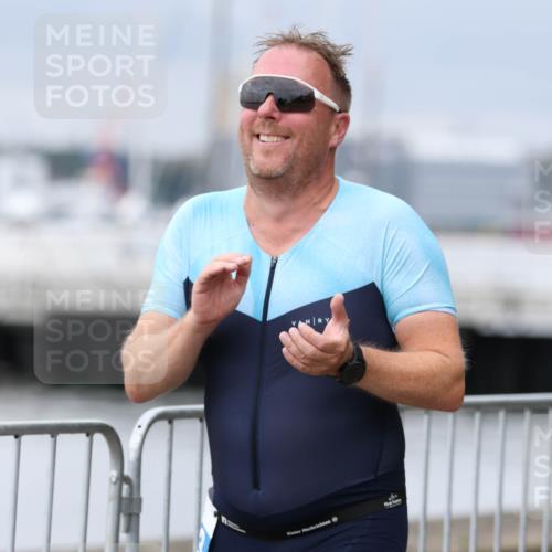 16.08.2026 - KN Förde Triathlon 2026 Antke Förster http://msf.ph/oto/10005997 16.08.2026 11:59:20 Laufen  meine-sportfotos.de