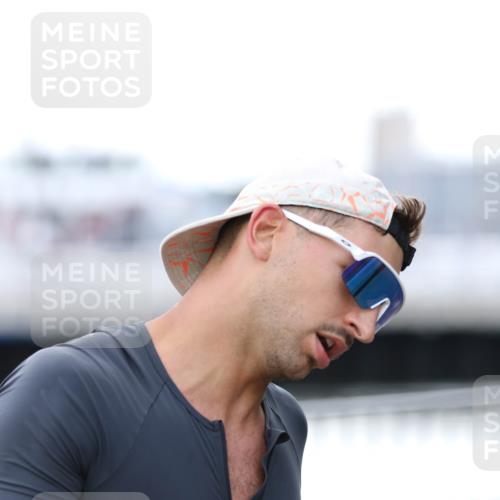 16.08.2026 - KN Förde Triathlon 2026 Antke Förster http://msf.ph/oto/10006002 16.08.2026 13:44:09 Laufen  meine-sportfotos.de
