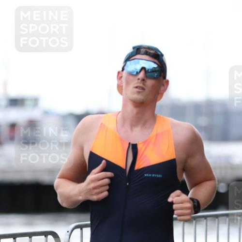16.08.2026 - KN Förde Triathlon 2026 Antke Förster http://msf.ph/oto/10006018 16.08.2026 13:44:13 Laufen 566 meine-sportfotos.de