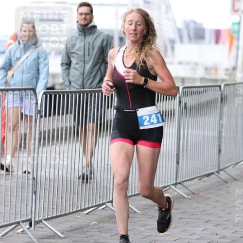 16.08.2026 - KN Förde Triathlon 2026 Antke Förster http://msf.ph/oto/10006032 16.08.2026 10:20:03 Laufen 241 meine-sportfotos.de