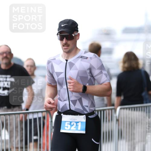 16.08.2026 - KN Förde Triathlon 2026 Antke Förster http://msf.ph/oto/10006070 16.08.2026 13:44:29 Laufen 521 meine-sportfotos.de