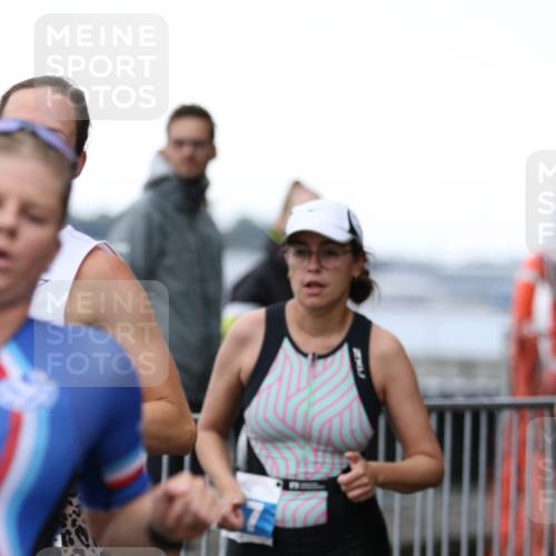 16.08.2026 - KN Förde Triathlon 2026 Antke Förster http://msf.ph/oto/10006141 16.08.2026 10:20:40 Laufen 375 meine-sportfotos.de