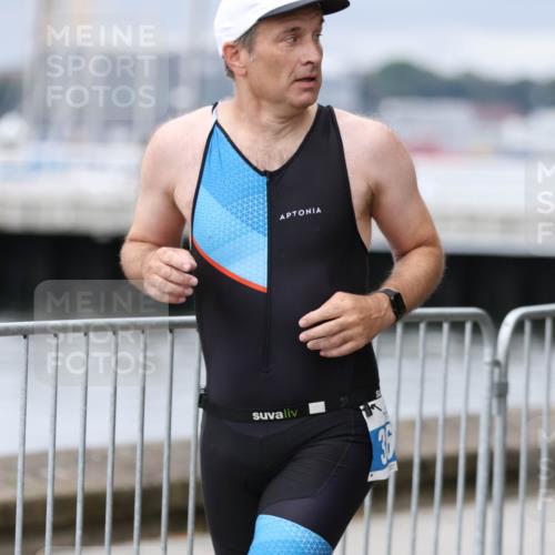 16.08.2026 - KN Förde Triathlon 2026 Antke Förster http://msf.ph/oto/10006142 16.08.2026 12:00:04 Laufen 36 meine-sportfotos.de