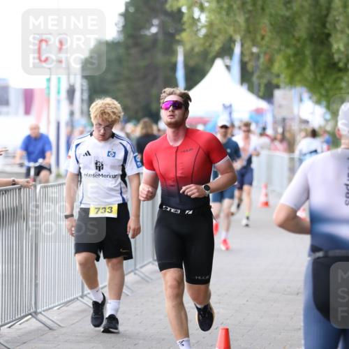 16.08.2026 - KN Förde Triathlon 2026 Antke Förster http://msf.ph/oto/10006146 16.08.2026 13:44:53 Laufen 733 meine-sportfotos.de