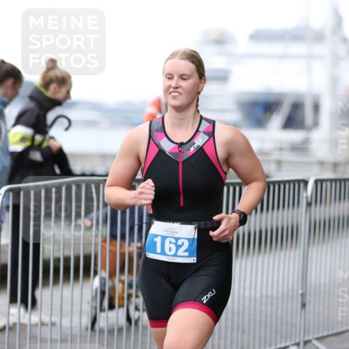 16.08.2026 - KN Förde Triathlon 2026 Antke Förster http://msf.ph/oto/10006168 16.08.2026 10:20:50 Laufen 2, 162 meine-sportfotos.de