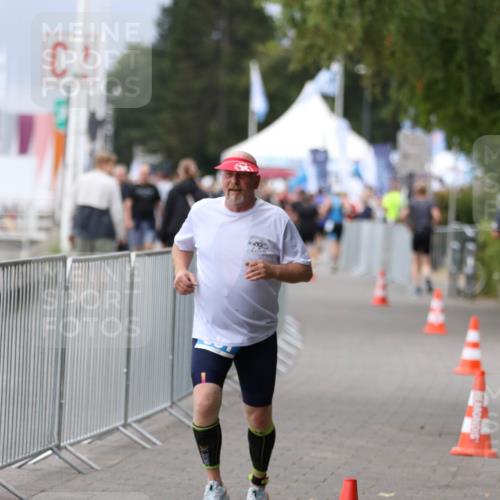 16.08.2026 - KN Förde Triathlon 2026 Antke Förster http://msf.ph/oto/10006190 16.08.2026 12:00:42 Laufen  meine-sportfotos.de