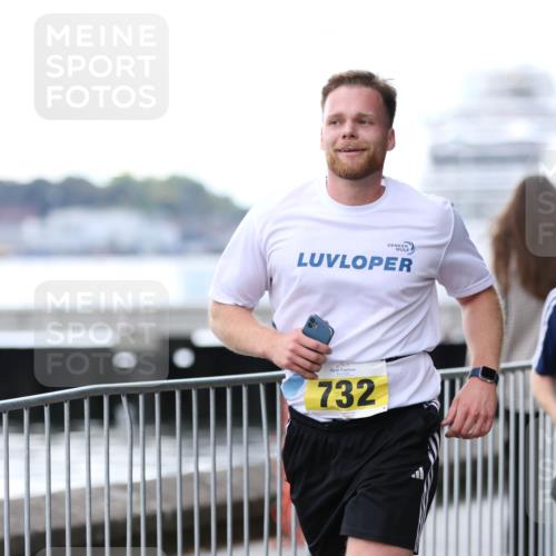 16.08.2026 - KN Förde Triathlon 2026 Antke Förster http://msf.ph/oto/10006215 16.08.2026 13:45:16 Laufen 732 meine-sportfotos.de