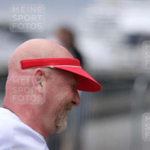 16.08.2026 - KN Förde Triathlon 2026 Antke Förster http://msf.ph/oto/10006232 16.08.2026 12:00:49 Laufen  meine-sportfotos.de