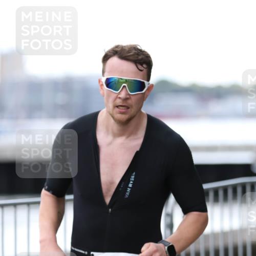 16.08.2026 - KN Förde Triathlon 2026 Antke Förster http://msf.ph/oto/10006239 16.08.2026 13:45:31 Laufen 543 meine-sportfotos.de