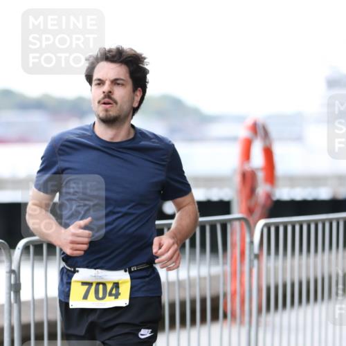 16.08.2026 - KN Förde Triathlon 2026 Antke Förster http://msf.ph/oto/10006281 16.08.2026 13:45:45 Laufen 704 meine-sportfotos.de