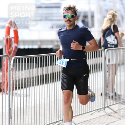 16.08.2026 - KN Förde Triathlon 2026 Antke Förster http://msf.ph/oto/10006311 16.08.2026 13:45:55 Laufen 15 meine-sportfotos.de