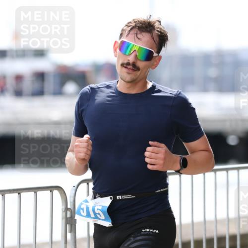 16.08.2026 - KN Förde Triathlon 2026 Antke Förster http://msf.ph/oto/10006317 16.08.2026 13:45:57 Laufen  meine-sportfotos.de