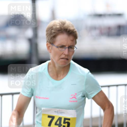 16.08.2026 - KN Förde Triathlon 2026 Antke Förster http://msf.ph/oto/10006332 16.08.2026 13:46:02 Laufen 745 meine-sportfotos.de