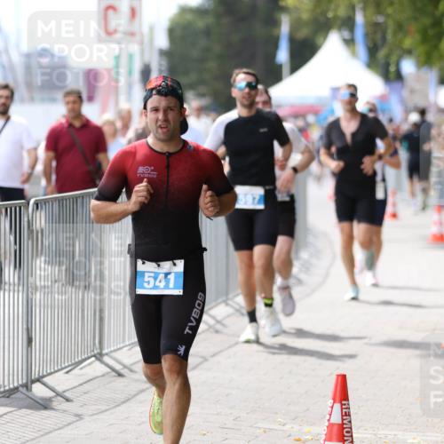16.08.2026 - KN Förde Triathlon 2026 Antke Förster http://msf.ph/oto/10006338 16.08.2026 13:46:05 Laufen 541, 09, 597 meine-sportfotos.de