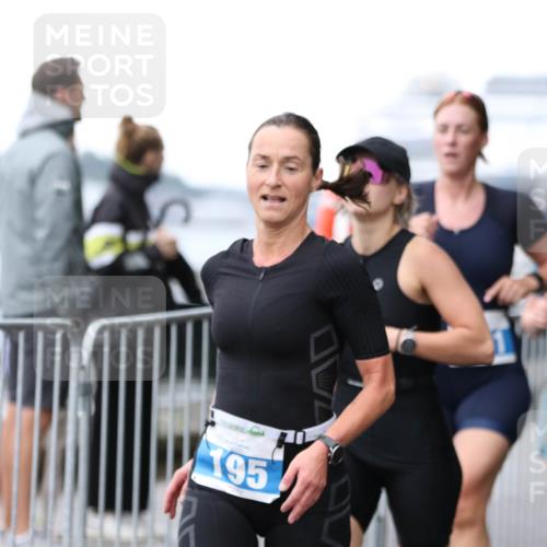 16.08.2026 - KN Förde Triathlon 2026 Antke Förster http://msf.ph/oto/10006348 16.08.2026 10:21:53 Laufen 195, 226 meine-sportfotos.de