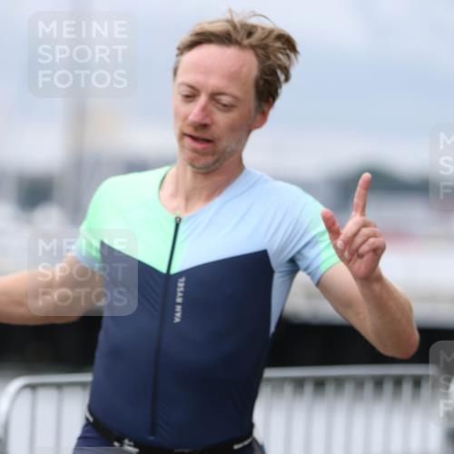 16.08.2026 - KN Förde Triathlon 2026 Antke Förster http://msf.ph/oto/10006352 16.08.2026 12:02:27 Laufen  meine-sportfotos.de