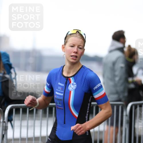 16.08.2026 - KN Förde Triathlon 2026 Antke Förster http://msf.ph/oto/10006387 16.08.2026 10:22:06 Laufen 40, 44, 40, 82, 149 meine-sportfotos.de