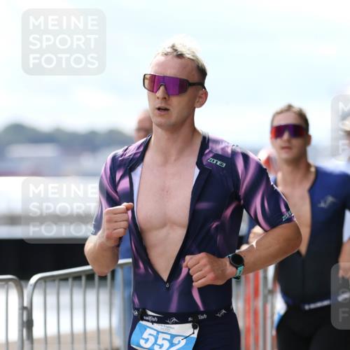 16.08.2026 - KN Förde Triathlon 2026 Antke Förster http://msf.ph/oto/10006407 16.08.2026 13:46:36 Laufen 552, 3, 3 meine-sportfotos.de