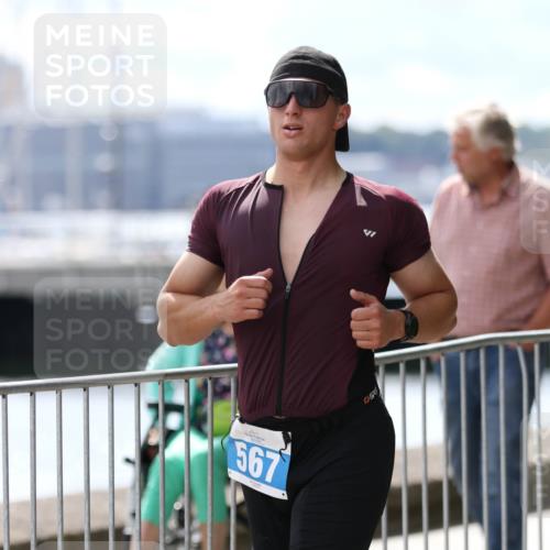 16.08.2026 - KN Förde Triathlon 2026 Antke Förster http://msf.ph/oto/10006428 16.08.2026 13:46:52 Laufen 567 meine-sportfotos.de