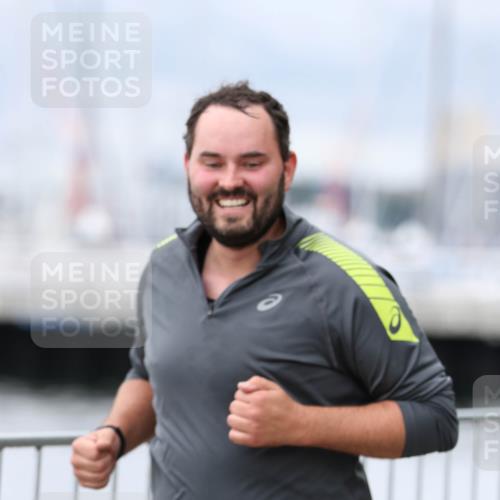 16.08.2026 - KN Förde Triathlon 2026 Antke Förster http://msf.ph/oto/10006472 16.08.2026 12:03:16 Laufen  meine-sportfotos.de