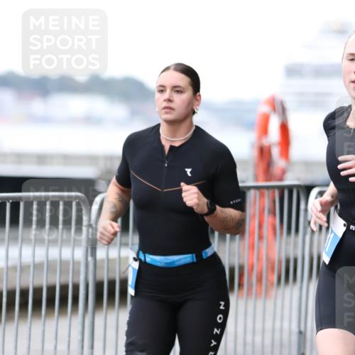16.08.2026 - KN Förde Triathlon 2026 Antke Förster http://msf.ph/oto/10006528 16.08.2026 10:23:03 Laufen  meine-sportfotos.de