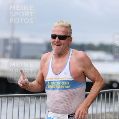 16.08.2026 - KN Förde Triathlon 2026 Antke Förster http://msf.ph/oto/10006529 16.08.2026 12:03:51 Laufen 306 meine-sportfotos.de