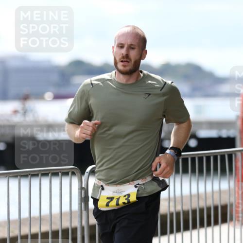 16.08.2026 - KN Förde Triathlon 2026 Antke Förster http://msf.ph/oto/10006569 16.08.2026 13:47:56 Laufen 713 meine-sportfotos.de