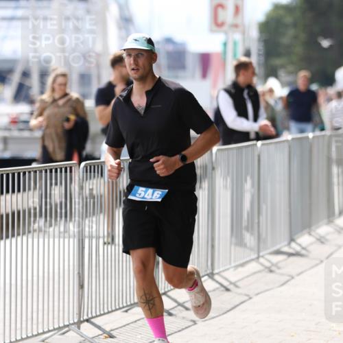16.08.2026 - KN Förde Triathlon 2026 Antke Förster http://msf.ph/oto/10006587 16.08.2026 13:48:07 Laufen 546 meine-sportfotos.de