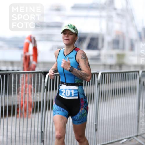 16.08.2026 - KN Förde Triathlon 2026 Antke Förster http://msf.ph/oto/10006591 16.08.2026 10:23:36 Laufen 6001, 201 meine-sportfotos.de