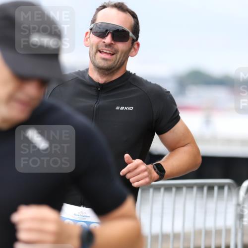 16.08.2026 - KN Förde Triathlon 2026 Antke Förster http://msf.ph/oto/10006634 16.08.2026 12:04:46 Laufen 2026 meine-sportfotos.de