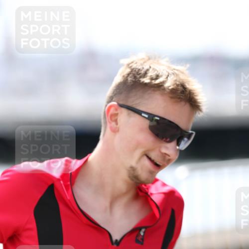 16.08.2026 - KN Förde Triathlon 2026 Antke Förster http://msf.ph/oto/10006635 16.08.2026 13:48:29 Laufen  meine-sportfotos.de