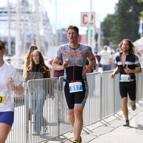16.08.2026 - KN Förde Triathlon 2026 Antke Förster http://msf.ph/oto/10006689 16.08.2026 13:48:53 Laufen 517, 590 meine-sportfotos.de