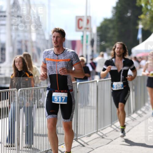 16.08.2026 - KN Förde Triathlon 2026 Antke Förster http://msf.ph/oto/10006692 16.08.2026 13:48:53 Laufen 517, 590 meine-sportfotos.de