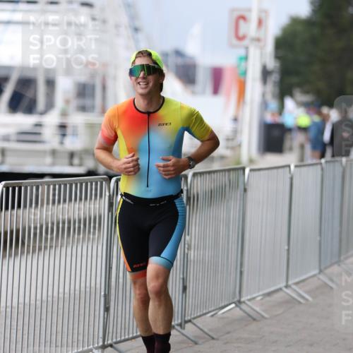 16.08.2026 - KN Förde Triathlon 2026 Antke Förster http://msf.ph/oto/10006706 16.08.2026 12:05:15 Laufen 3 meine-sportfotos.de