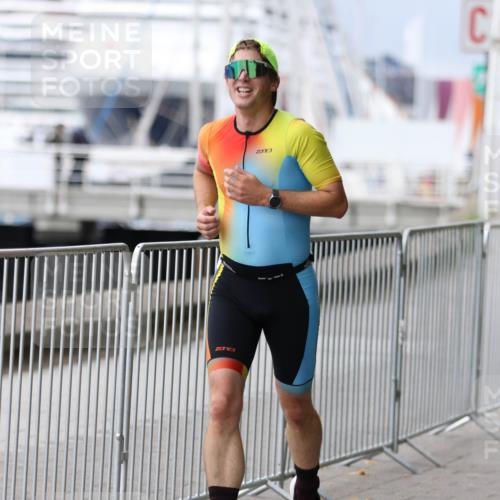16.08.2026 - KN Förde Triathlon 2026 Antke Förster http://msf.ph/oto/10006709 16.08.2026 12:05:16 Laufen 3 meine-sportfotos.de