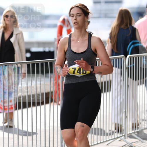 16.08.2026 - KN Förde Triathlon 2026 Antke Förster http://msf.ph/oto/10006719 16.08.2026 13:49:00 Laufen 746 meine-sportfotos.de